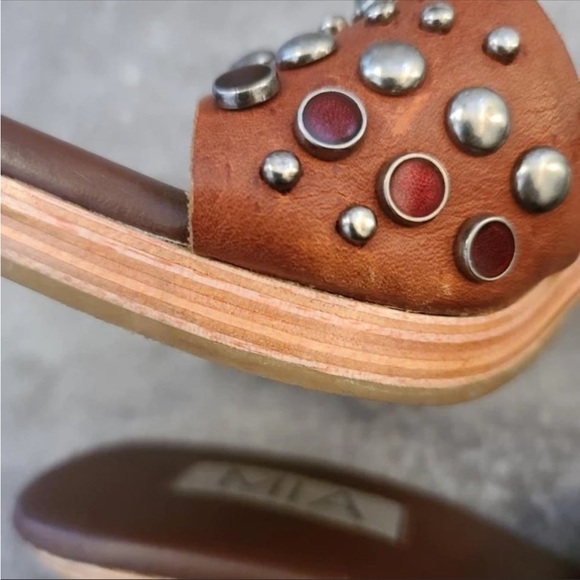 Vintage Mia shoes. Embellished leather heels . Size 8 - Picture 5 of 7